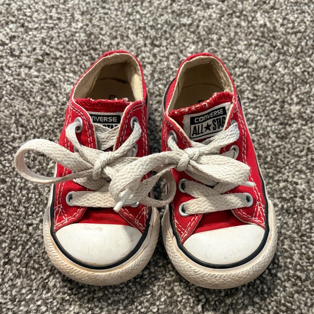 Red Toddler Converse - Picture 2 of 4